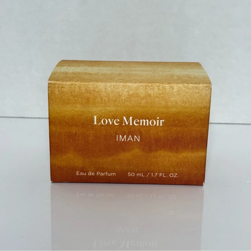 IMAN Love Memoir Eau de Parfum in Gold and Brown - Picture 3 of 4